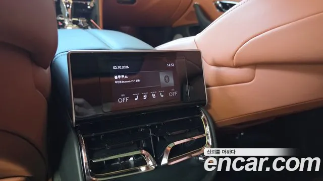 Bentley Flying Spur — фото 13