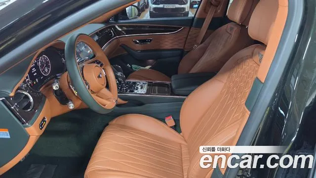 Bentley Flying Spur — фото 10