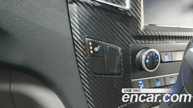 Hyundai Starex — фото 17