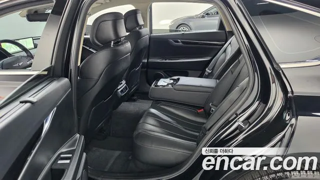 Genesis G80 — фото 11