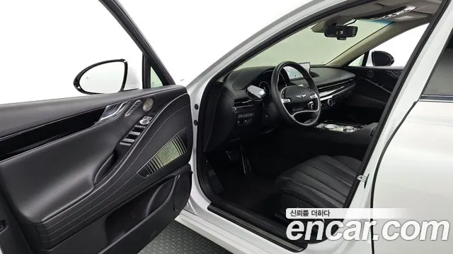 Genesis G80 — фото 10