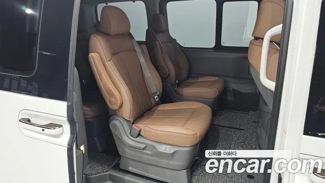 Hyundai Staria — фото 12