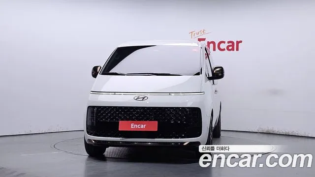 Hyundai Staria — фото 3