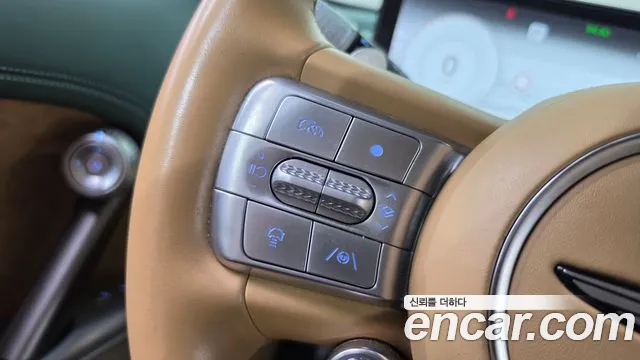 Genesis GV60 — фото 16
