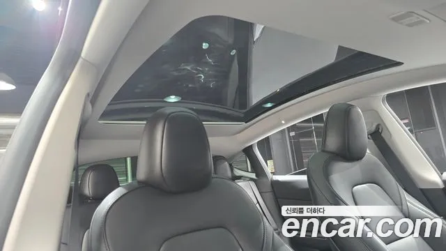 Tesla Model Y — фото 19