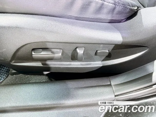 Hyundai Sonata — фото 17