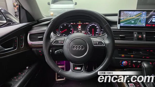 Audi A7 — фото 13