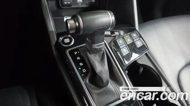 Kia Sportage — фото 9