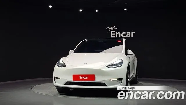 Tesla Model Y — фото 3