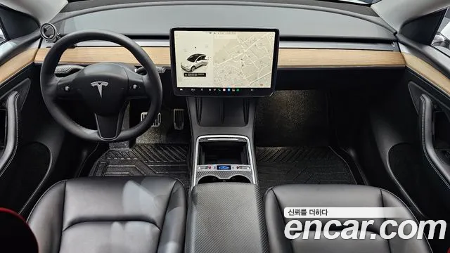 Tesla Model Y — фото 7