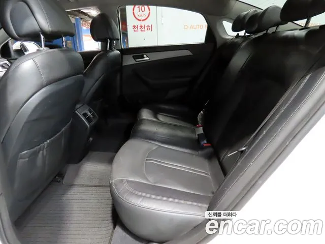 Hyundai Sonata — фото 7