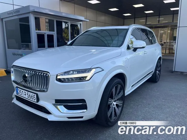 Volvo XC90 — фото 4