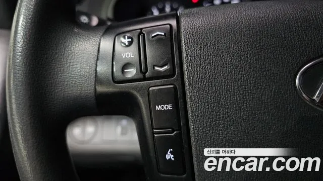 Hyundai Starex — фото 15