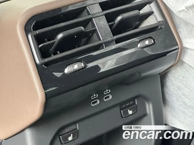 BMW 5-Series — фото 12