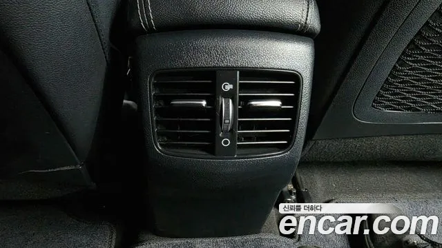 Kia Niro — фото 18