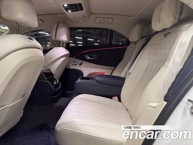 Bentley Flying Spur — фото 16