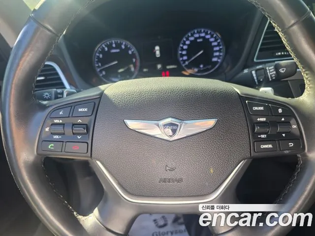 Hyundai Genesis — фото 13