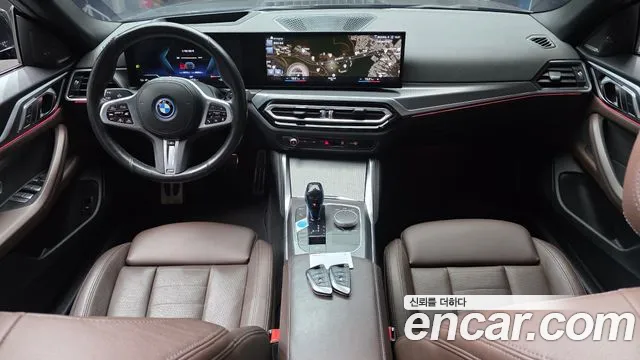 BMW i4 — фото 7