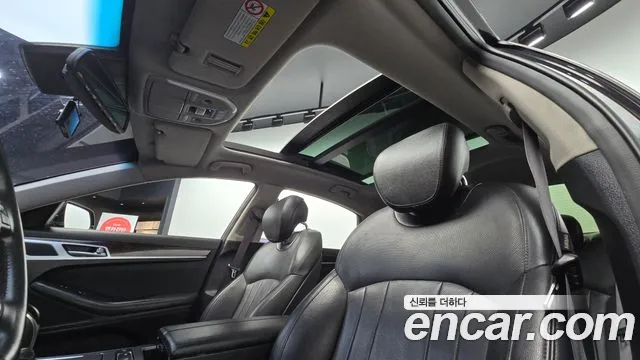Hyundai Genesis — фото 20