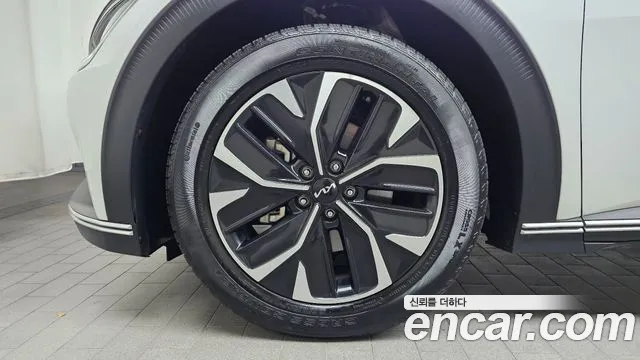 Kia EV6 — фото 4