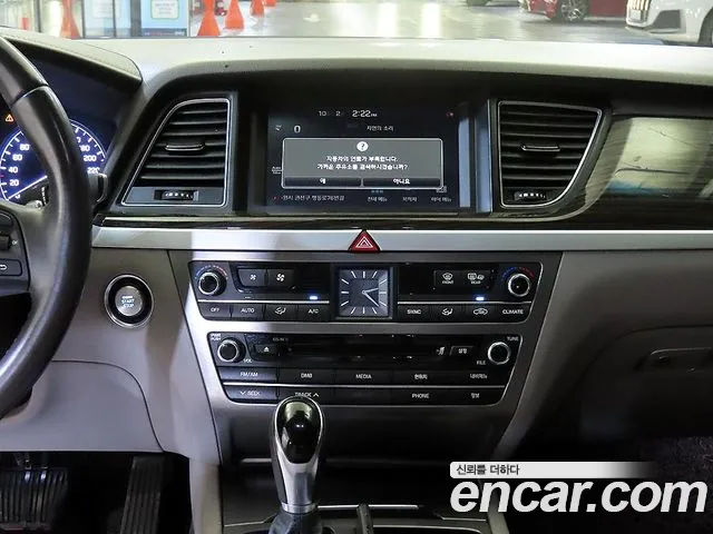 Hyundai Genesis — фото 11