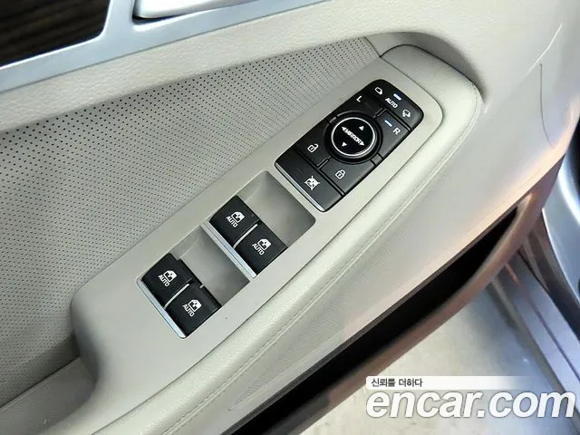 Hyundai Genesis — фото 13
