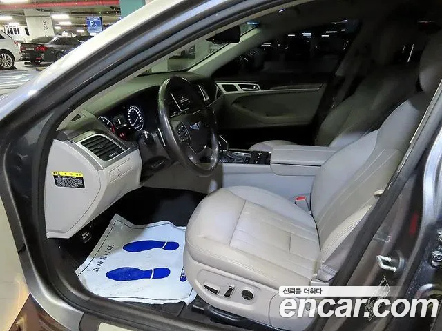 Hyundai Genesis — фото 19