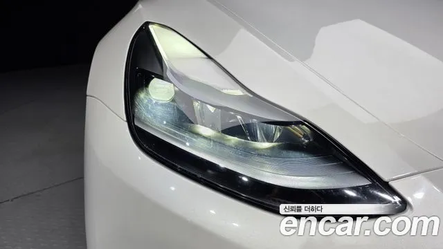 Tesla Model Y — фото 22