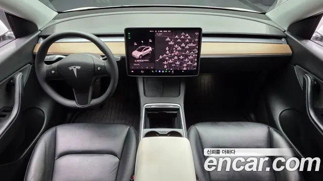Tesla Model Y — фото 7