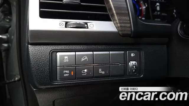 KG_Mobility_Ssangyong Rexton — фото 27