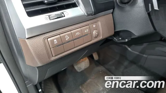 KG_Mobility_Ssangyong Rexton — фото 19