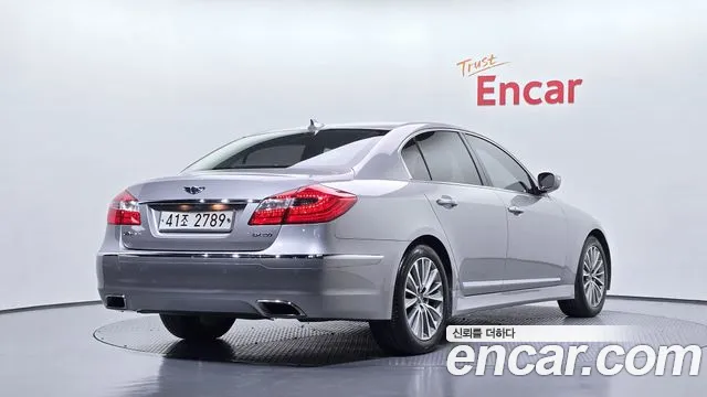 Hyundai Genesis — фото 2