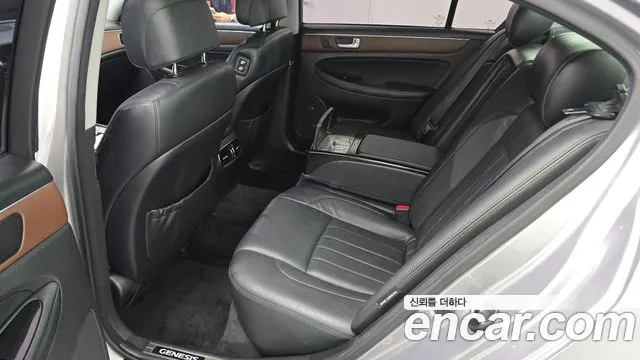 Hyundai Genesis — фото 26