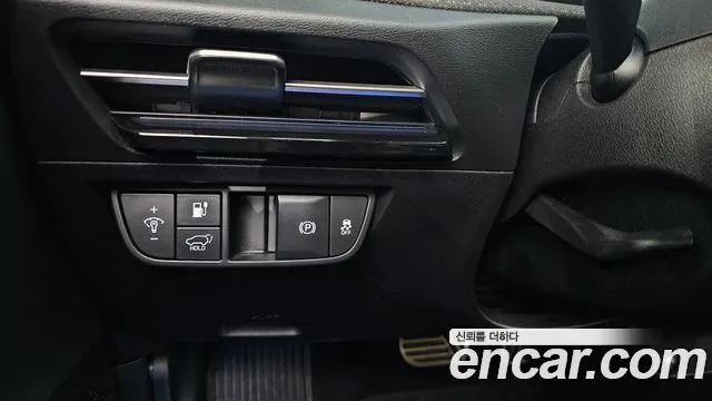 Kia EV6 — фото 28