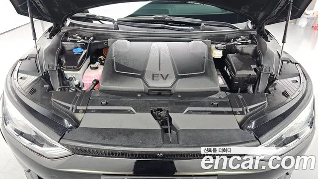Kia EV6 — фото 6