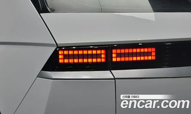 Hyundai Ioniq 5 — фото 23
