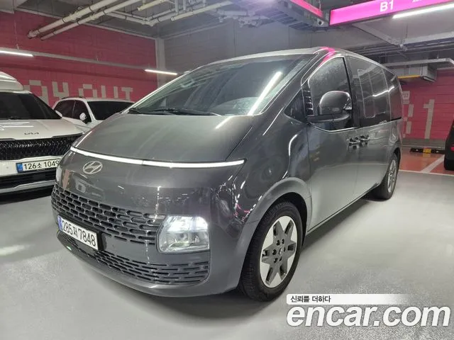 Hyundai Staria — фото 1