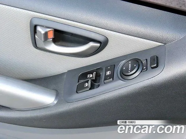 Hyundai Starex — фото 12