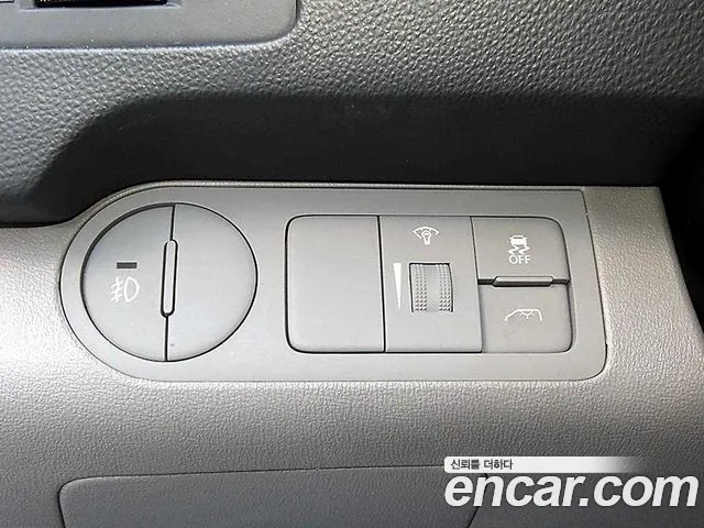 Hyundai Starex — фото 13