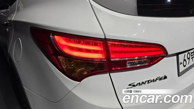 Hyundai Santa Fe — фото 23