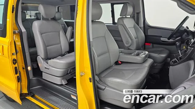 Hyundai Starex — фото 11