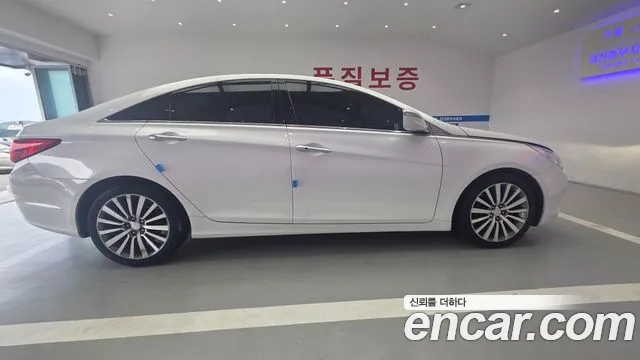 Hyundai Sonata — фото 4