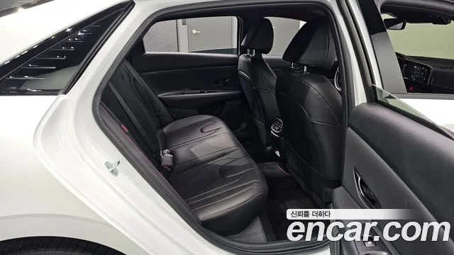 Hyundai Avante — фото 11