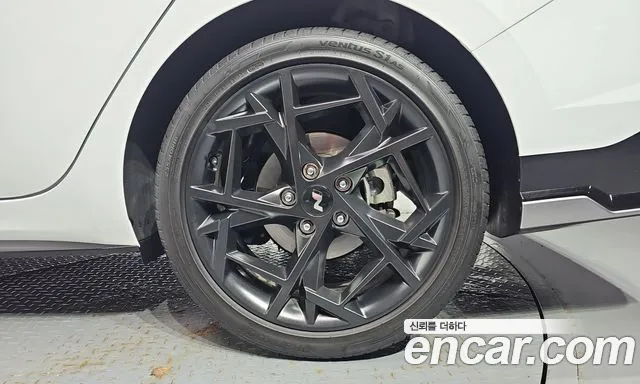 Hyundai Avante — фото 21