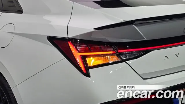 Hyundai Avante — фото 23