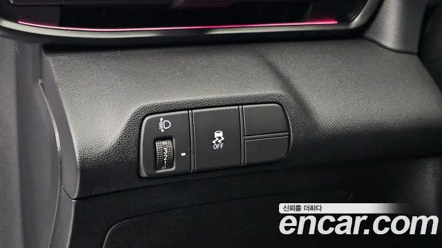 Hyundai Avante — фото 27