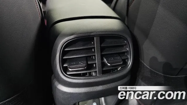 Hyundai Avante — фото 30