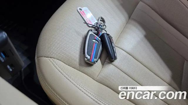 Hyundai Genesis — фото 15