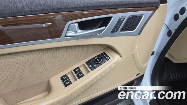 Hyundai Genesis — фото 27