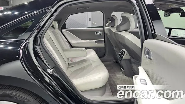 Hyundai Ioniq 6 — фото 11